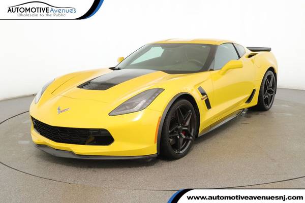 Chevrolet Corvette with VIN: 1G1YY2D76K5107714