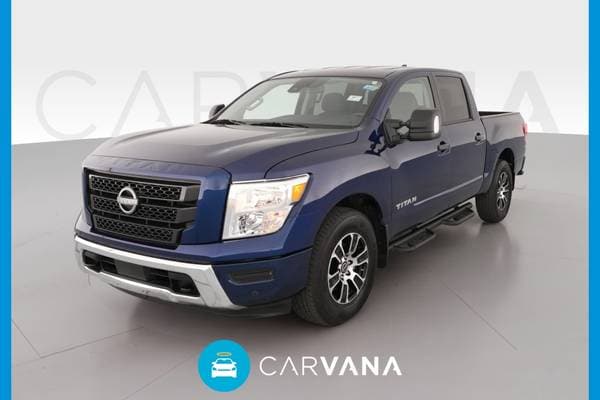 2023 Nissan Titan SV  Crew Cab