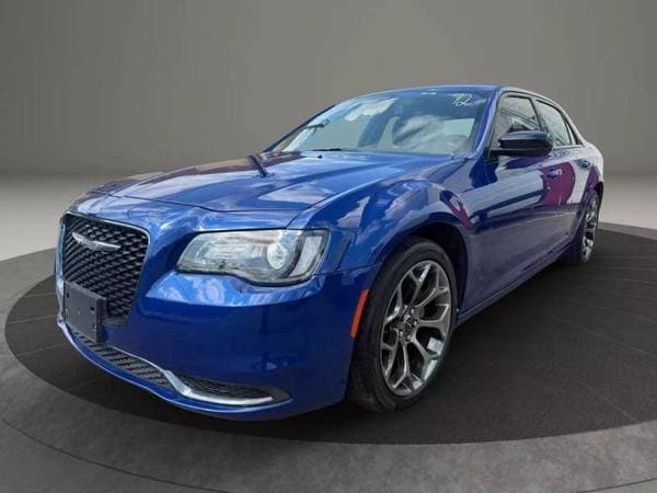 Chrysler 300 with VIN: 2C3CCAAG1JH264772