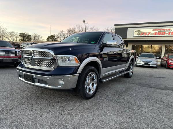 Ram 1500 with VIN: 1C6RR7NM9FS678428