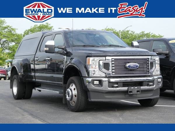 Ford F-450 Super Duty with VIN: 1FT8W4DT3NEF21088