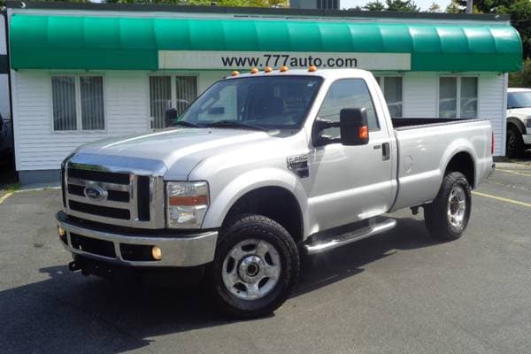 2010 Ford F-250 Super Duty XLT  Regular Cab