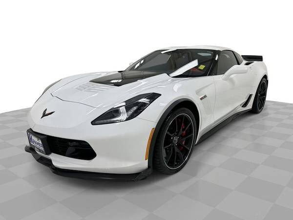 Chevrolet Corvette with VIN: 1G1YU2D67H5603410