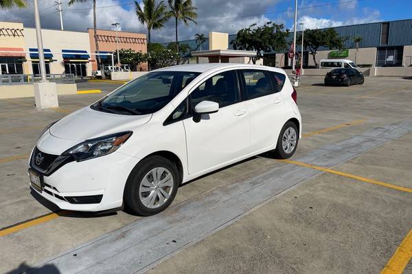 2017 Nissan Versa Note 1.6 S Plus Hatchback