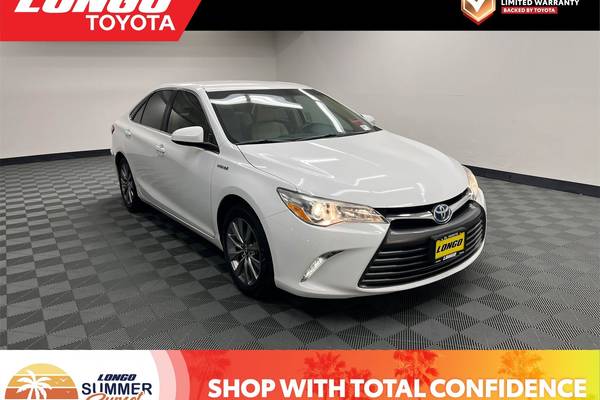 2017 Toyota Camry Hybrid XLE