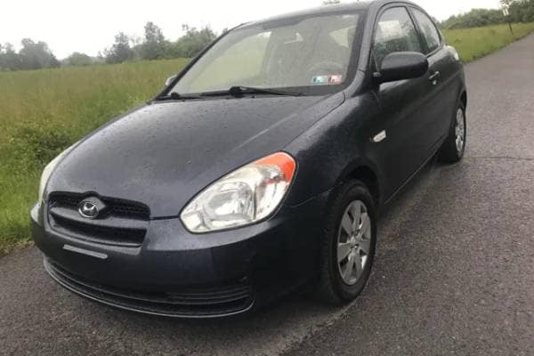 2011 Hyundai Accent GS Hatchback