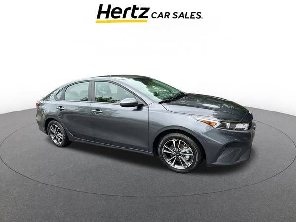 Kia Forte with VIN: 3KPF24AD7RE807441