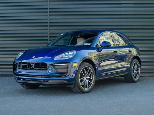 Porsche Macan with VIN: WP1AA2A57SLB03567