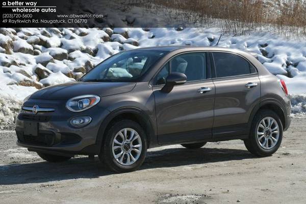 FIAT 500X with VIN: ZFBCFYBT1GP353692