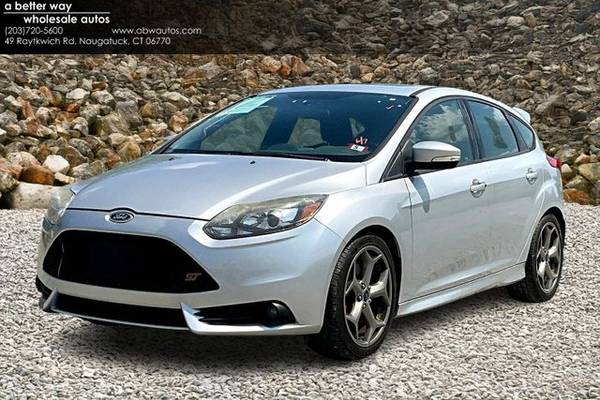 Ford Focus ST with VIN: 1FADP3L98EL243043