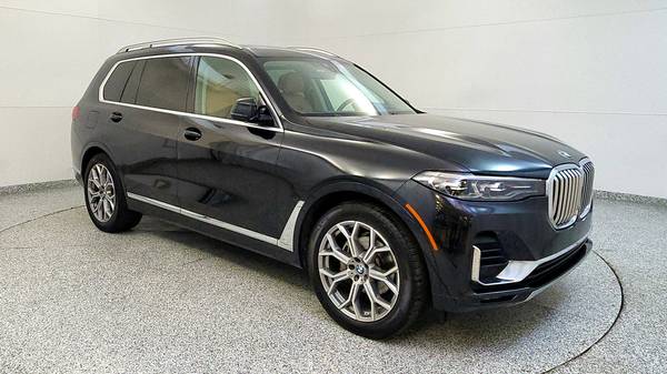 BMW X7 with VIN: 5UXCW2C03N9M47698