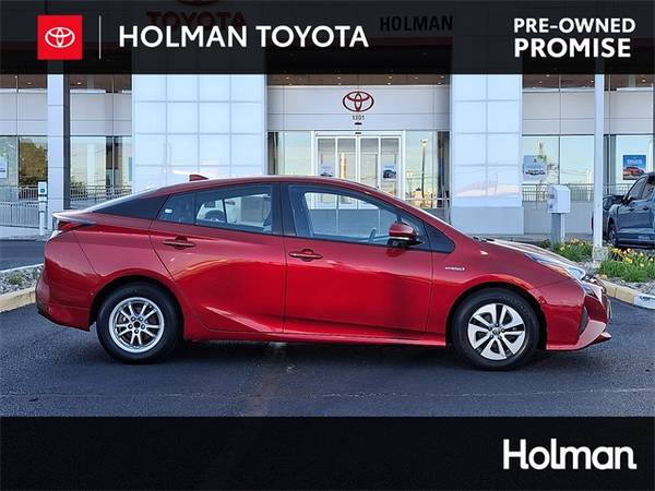 Toyota Prius with VIN: JTDKARFU1H3052901
