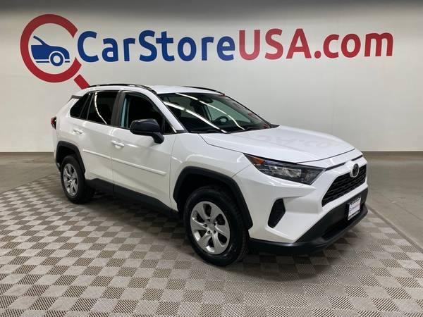 Toyota RAV4 with VIN: 2T3F1RFV6KW018225