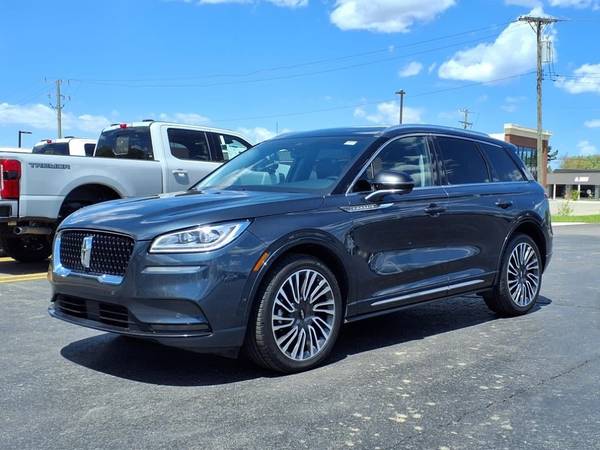 Lincoln Corsair with VIN: 5LMCJ2DH4NUL03927