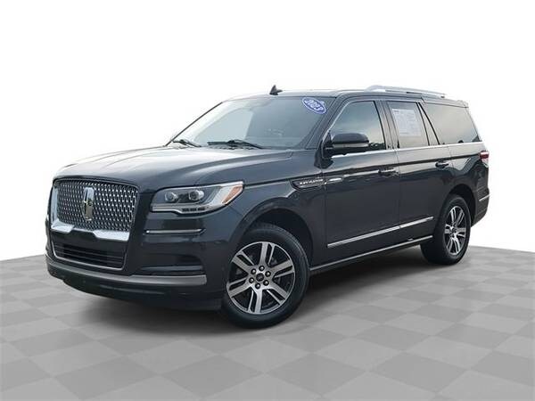 Lincoln Navigator with VIN: 5LMJJ2LG8PEL12854