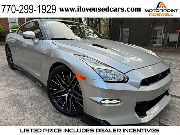 Nissan GT-R with VIN: JN1AR5BF5RM220090