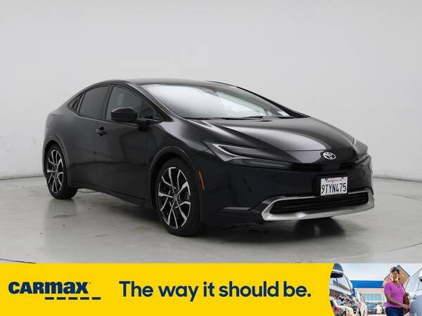 Toyota Prius Prime with VIN: JTDACACUXR3025726