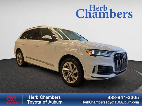 Audi Q7 with VIN: WA1LXBF76ND011796
