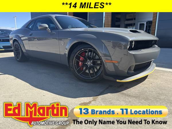Dodge Challenger with VIN: 2C3CDZC96PH629157