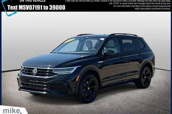 2024 Volkswagen Tiguan SE R-Line Black