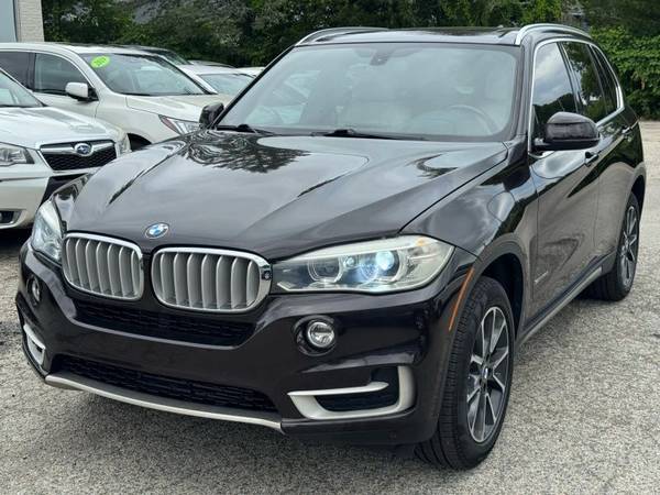 BMW X5 with VIN: 5UXKR2C5XH0U18030