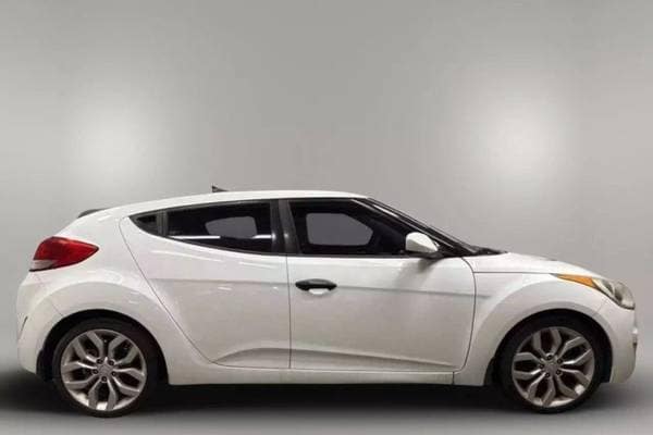 2013 Hyundai Veloster Base Hatchback