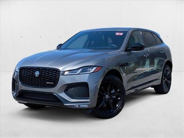Jaguar F-PACE with VIN: SADCT2EX9RA726635