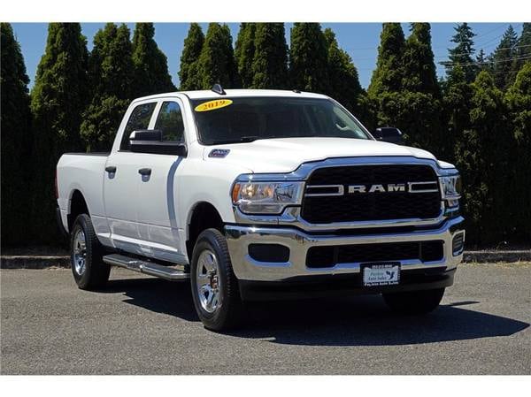 Ram 2500 with VIN: 3C6UR5CJ6KG571782