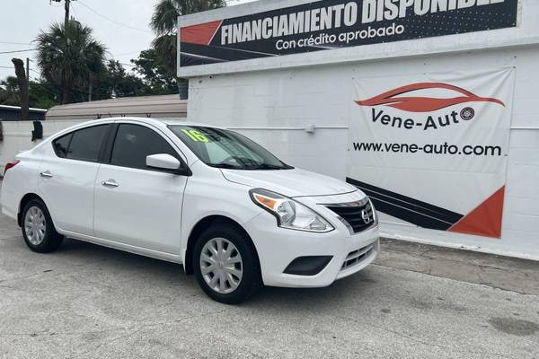 2016 Nissan Versa 1.6 SV