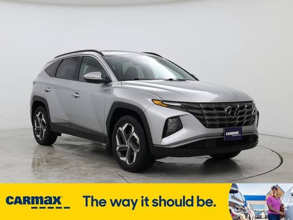 Hyundai Tucson with VIN: 5NMJCCAE5NH155707