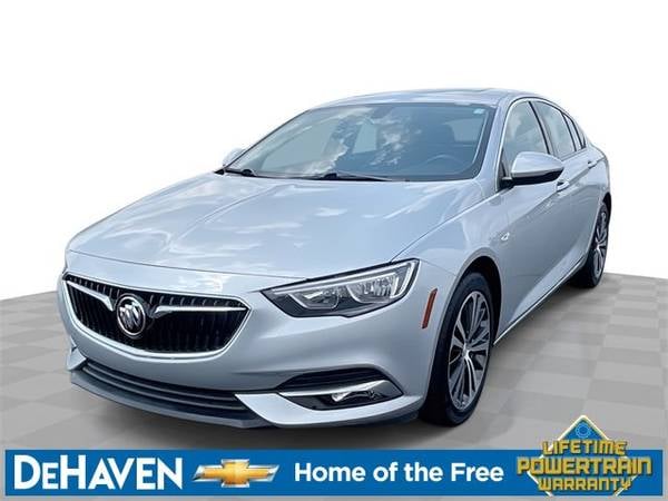 Buick Regal Sportback with VIN: W04GM6SX9J1076371