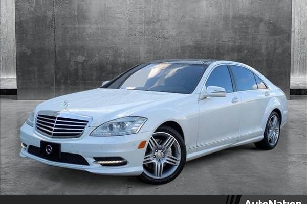 2013 Mercedes-Benz S-Class S550 4MATIC