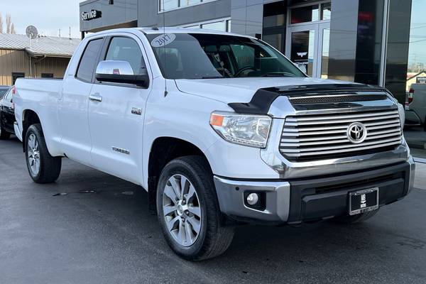 2017 Toyota Tundra Limited  Double Cab
