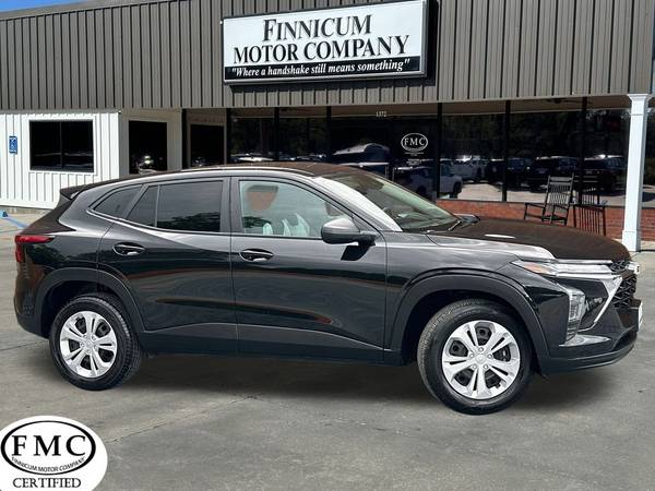 Chevrolet Trax with VIN: KL77LFEP5SC148335