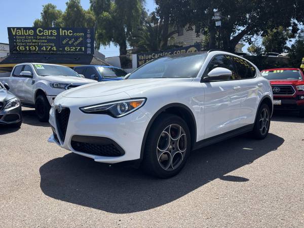 Alfa Romeo Stelvio with VIN: ZASPAJAN0N7D30027