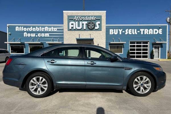 2010 Ford Taurus SEL