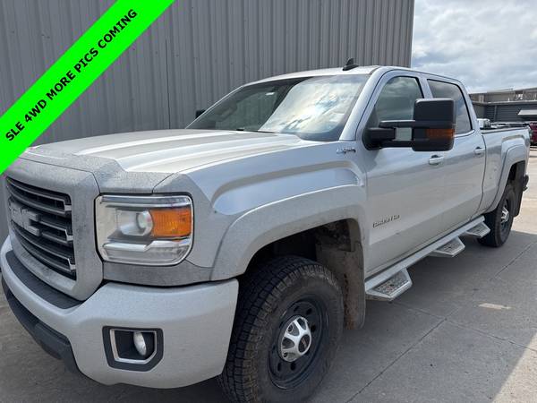 GMC Sierra 2500HD with VIN: 1GT12SEG2HF162169