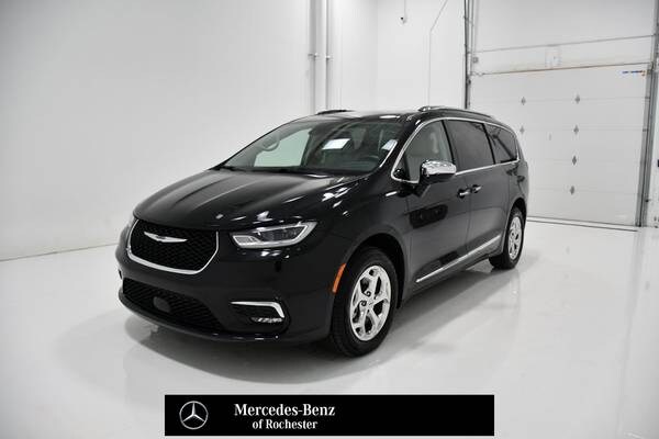 Chrysler Pacifica with VIN: 2C4RC3GG0MR595169