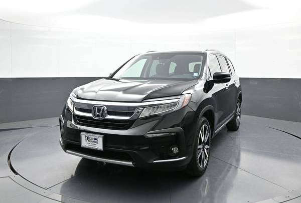 Honda Pilot with VIN: 5FNYF6H69NB006613