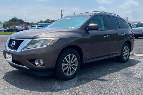 2016 Nissan Pathfinder SV