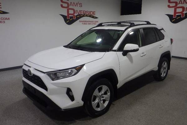 2020 Toyota RAV4 XLE