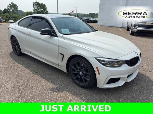 BMW 4 Series with VIN: WBA4W9C05LFH55954