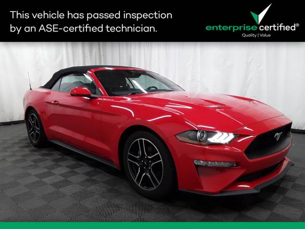 Ford Mustang with VIN: 1FATP8UH8N5107692