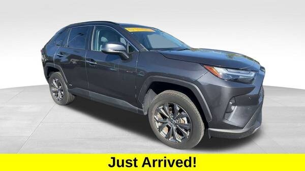 Toyota RAV4 Hybrid with VIN: 4T3D6RFV2NU074563