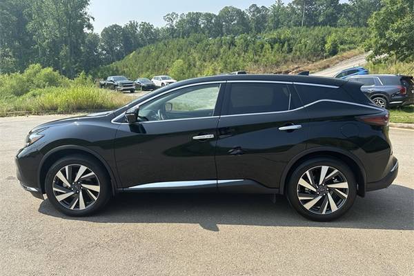 2023 Nissan Murano SL