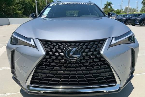 2024 Lexus UX 250h Premium Hybrid