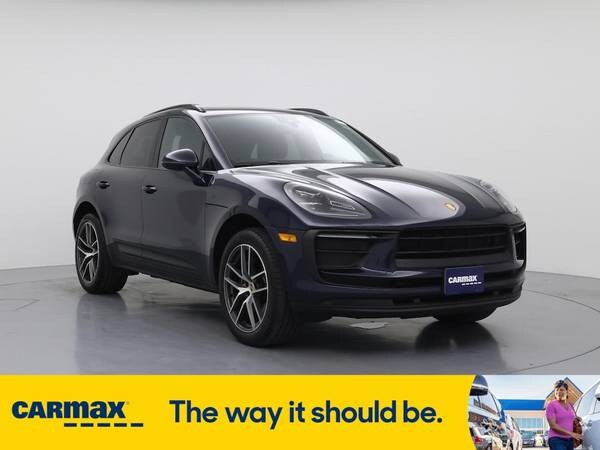 Porsche Macan with VIN: WP1AA2A55NLB03989