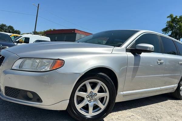 2008 Volvo V70 3.2