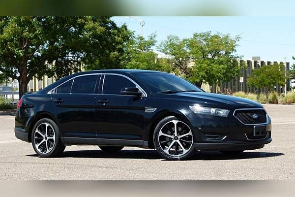 2016 Ford Taurus SHO