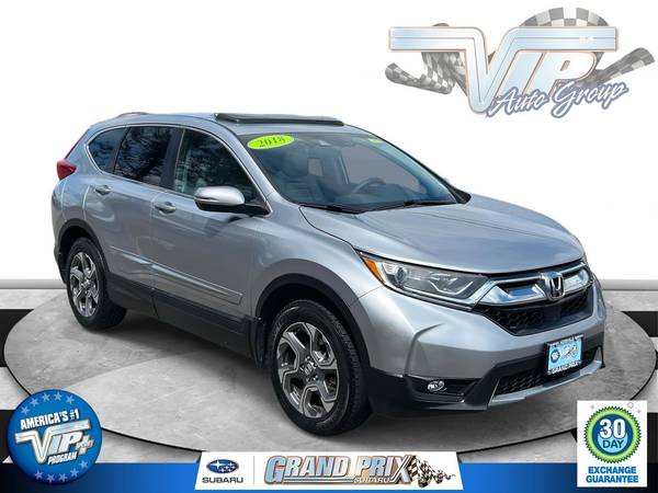 Honda CR-V with VIN: 2HKRW2H55JH671640